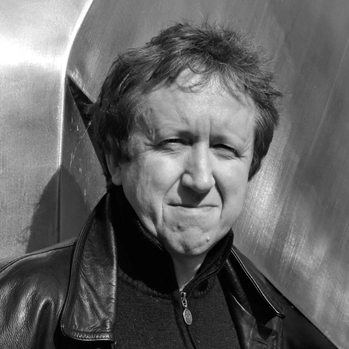 Profonde tristesse... Ian MONK nous a quittés. L'Oulipo est consterné par le départ prématuré de notre oulipote. Un grand poète et traducteu…